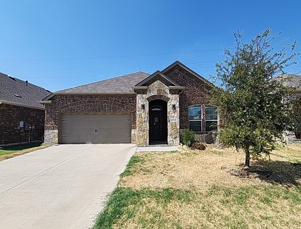 10318 Thunderwood Drive, Aubrey, TX 76227 — exterior