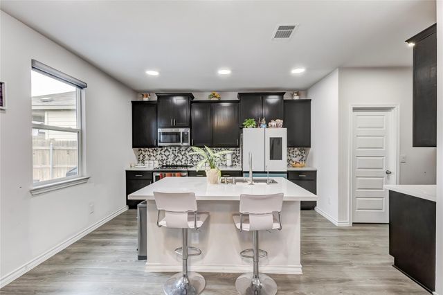 149 Andesite TRL, Liberty Hill, TX 78642