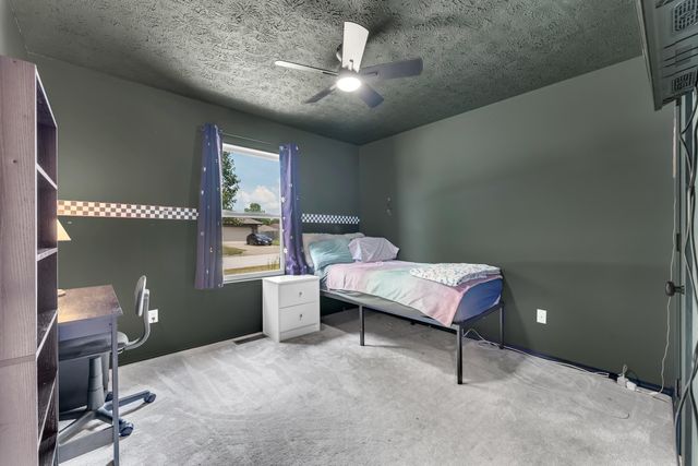 1108 E Lily Drive, Ozark, MO 65721