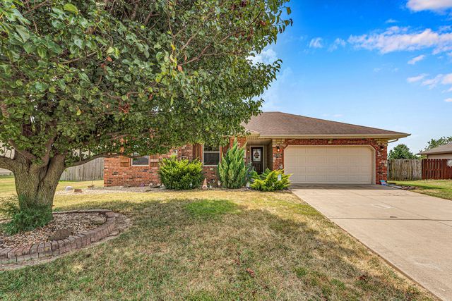 1108 E Lily Drive, Ozark, MO 65721