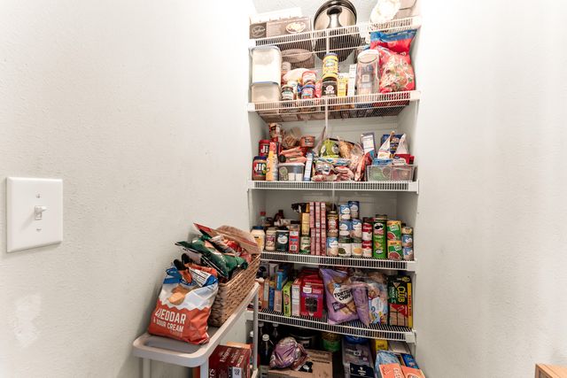 1108 E Lily Drive, Ozark, MO 65721