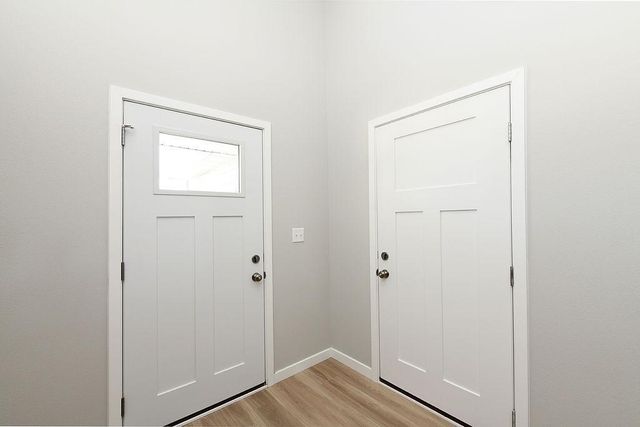 1143 60th Avenue W, West Fargo, ND 58078