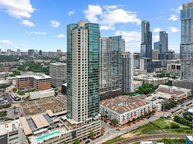 300 Bowie ST 2706, Austin, TX 78703