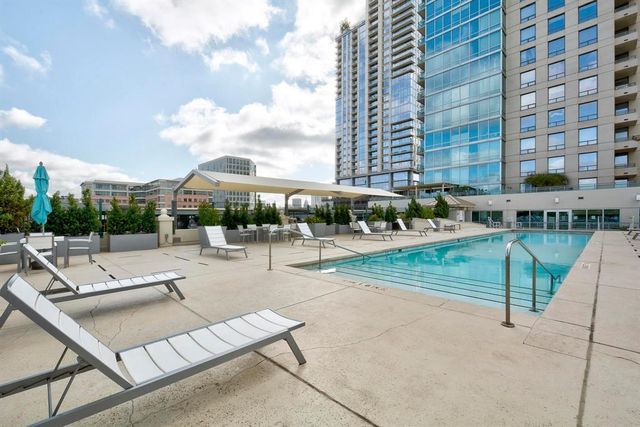 300 Bowie ST 2706, Austin, TX 78703