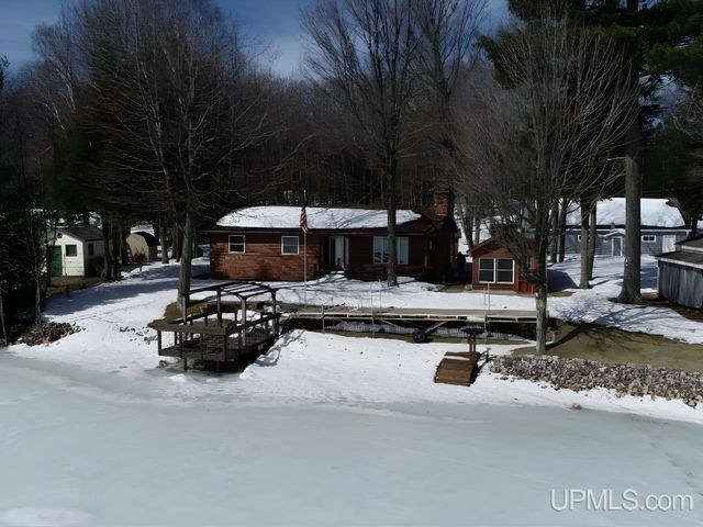 1429 W Shag Lakes Road, Gwinn, MI 49841