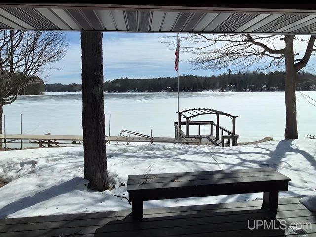 1429 W Shag Lakes Road, Gwinn, MI 49841