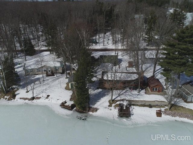 1429 W Shag Lakes Road, Gwinn, MI 49841