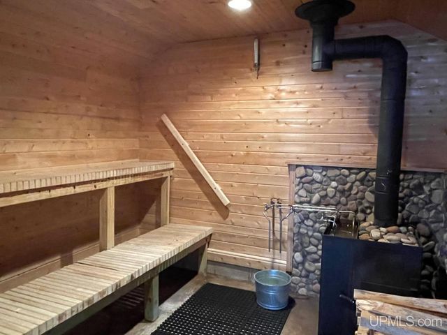 1429 W Shag Lakes Road, Gwinn, MI 49841