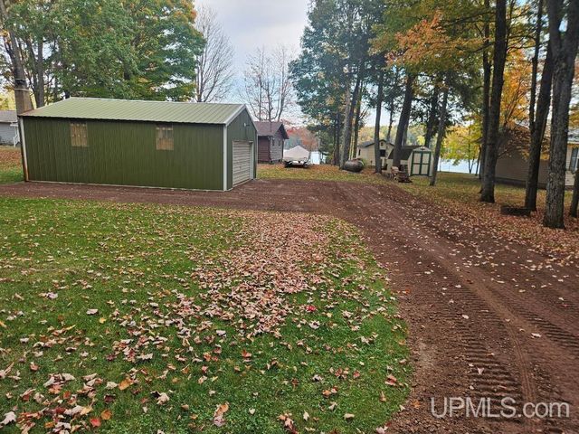 1429 W Shag Lakes Road, Gwinn, MI 49841