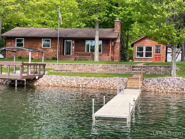 1429 W Shag Lakes Road, Gwinn, MI 49841
