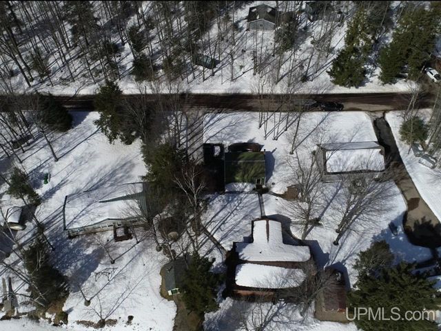 1429 W Shag Lakes Road, Gwinn, MI 49841