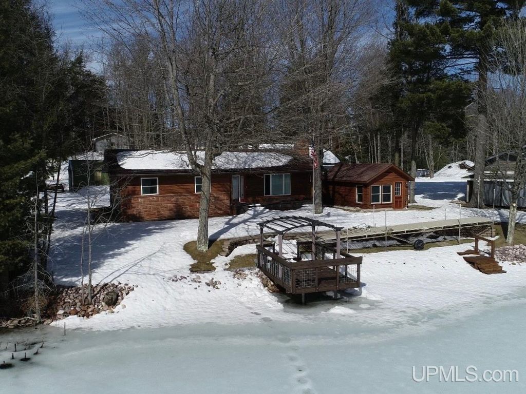 1429 W Shag Lakes Road, Gwinn, MI 49841