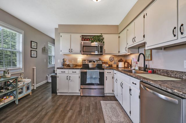 111 Cassie Ln, Grimsley, TN 38565