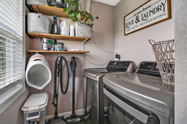 111 Cassie Ln, Grimsley, TN 38565