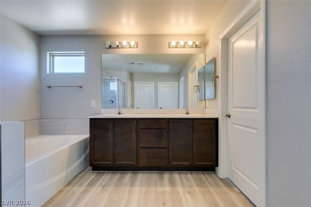 5885 West Agate Avenue, Las Vegas, NV 89139