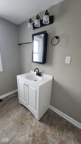 513 S Washington Street, Crawfordsville, IN 47933