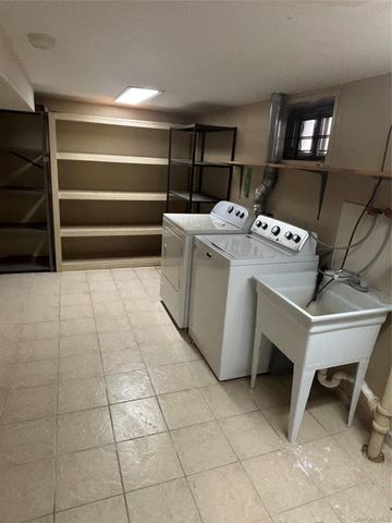11450 144th Street, Jamaica, NY 11436