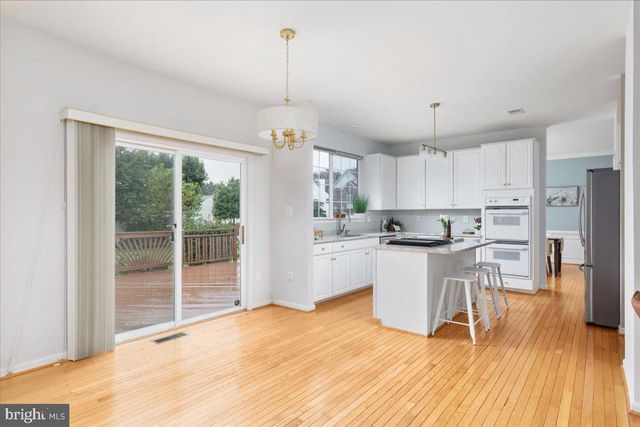 9195 MATTHEW DR, Manassas Park, VA 20111