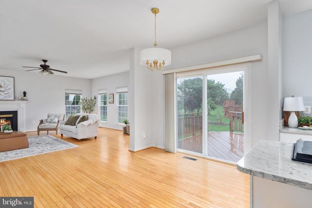9195 MATTHEW DR, Manassas Park, VA 20111