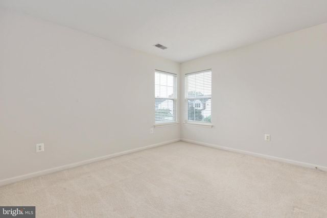 9195 MATTHEW DR, Manassas Park, VA 20111