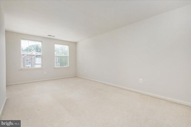 9195 MATTHEW DR, Manassas Park, VA 20111