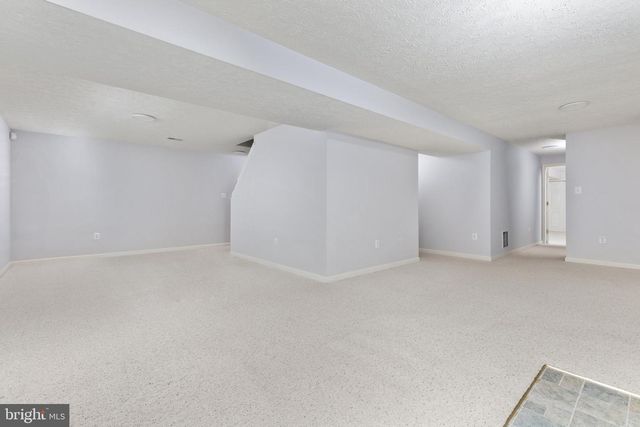 9195 MATTHEW DR, Manassas Park, VA 20111