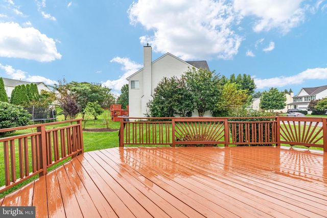 9195 MATTHEW DR, Manassas Park, VA 20111