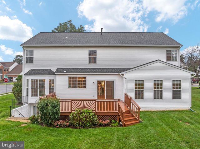 9195 MATTHEW DR, Manassas Park, VA 20111