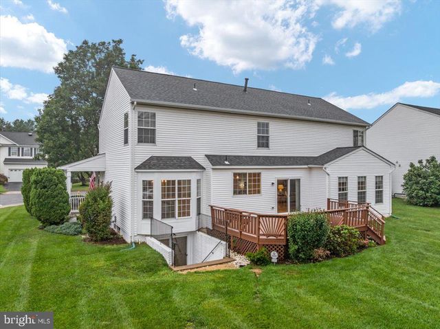 9195 MATTHEW DR, Manassas Park, VA 20111