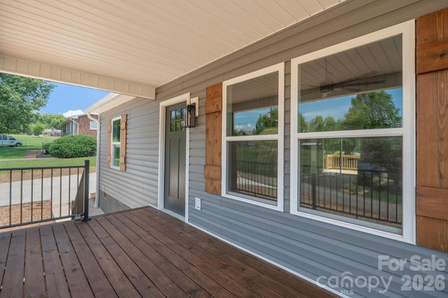 1649 Bentbrook Drive, Valdese, NC 28690