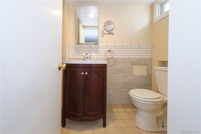 1320 Mamaroneck Avenue, Mamaroneck, NY 10543