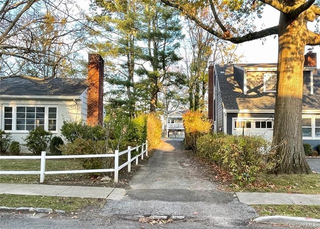 1320 Mamaroneck Avenue, Mamaroneck, NY 10543