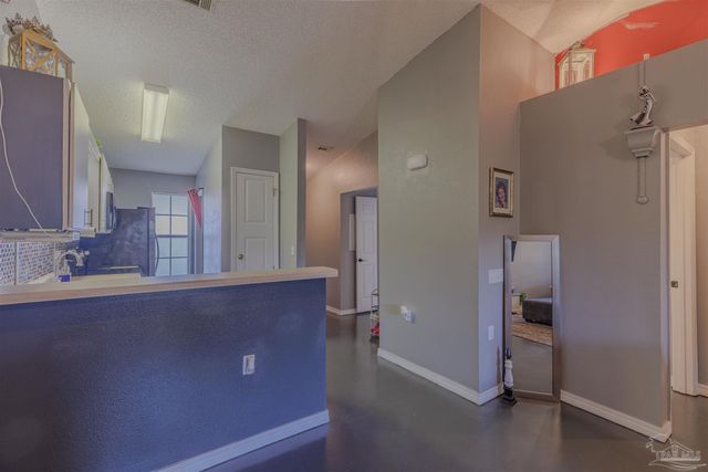 8139 Heirloom Dr, Pensacola, FL 32514