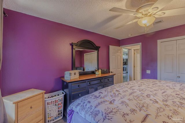 8139 Heirloom Dr, Pensacola, FL 32514