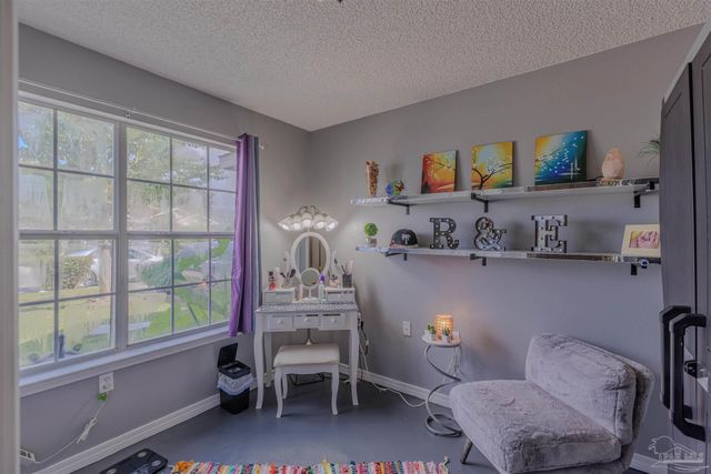 8139 Heirloom Dr, Pensacola, FL 32514