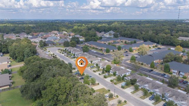 8139 Heirloom Dr, Pensacola, FL 32514