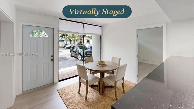 6610 E Miami Lakes Dr, Miami Lakes, FL 33014