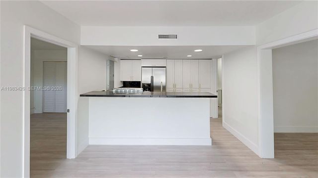 6610 E Miami Lakes Dr, Miami Lakes, FL 33014