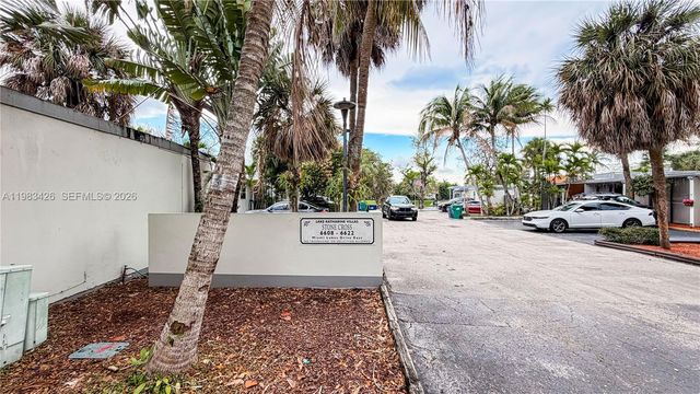 6610 E Miami Lakes Dr, Miami Lakes, FL 33014