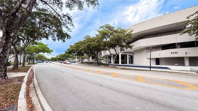 6610 E Miami Lakes Dr, Miami Lakes, FL 33014