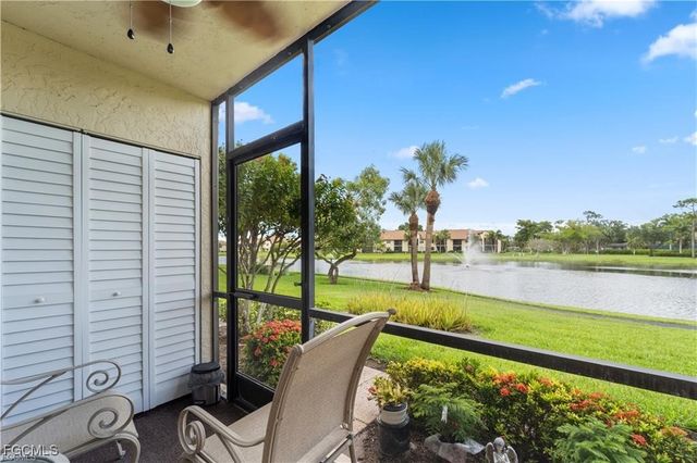 8685 Charter Club CIR 3, Fort Myers, FL 33919