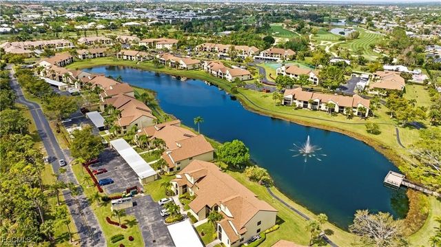 8685 Charter Club CIR 3, Fort Myers, FL 33919