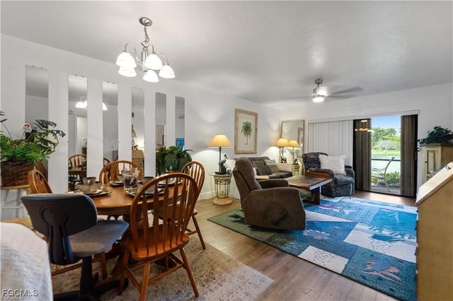 8685 Charter Club CIR 3, Fort Myers, FL 33919