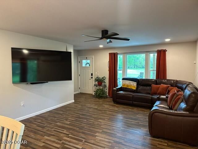 29320 State HWY YY, Carl Junction, MO 64834