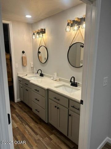 29320 State HWY YY, Carl Junction, MO 64834