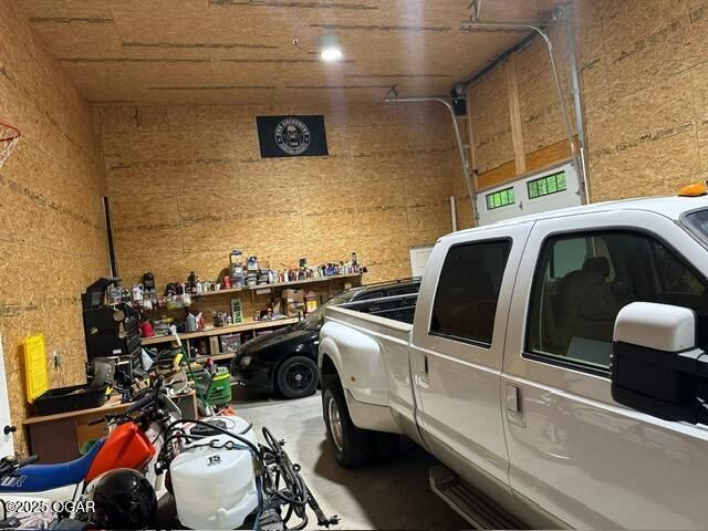 29320 State HWY YY, Carl Junction, MO 64834