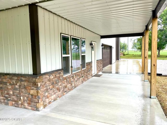 29320 State HWY YY, Carl Junction, MO 64834
