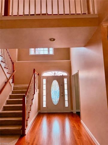 215 Clubmoss Way, Clemmons, NC 27012