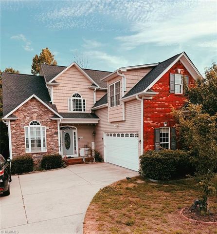 215 Clubmoss Way, Clemmons, NC 27012