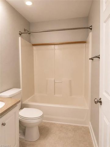 215 Clubmoss Way, Clemmons, NC 27012